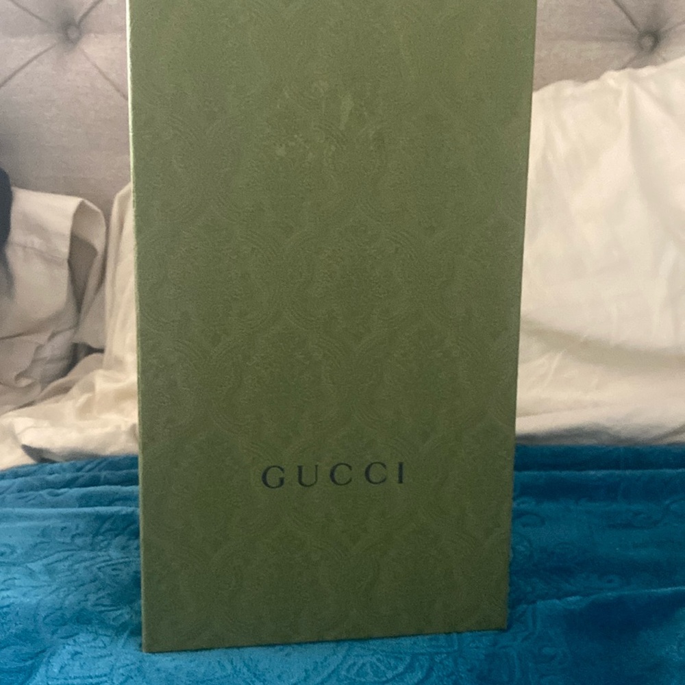 gucci slides